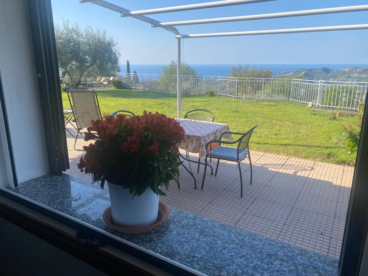 Willa Casa Vista Mare - Superb Garden And Parking Included Imperia Zewnętrze zdjęcie