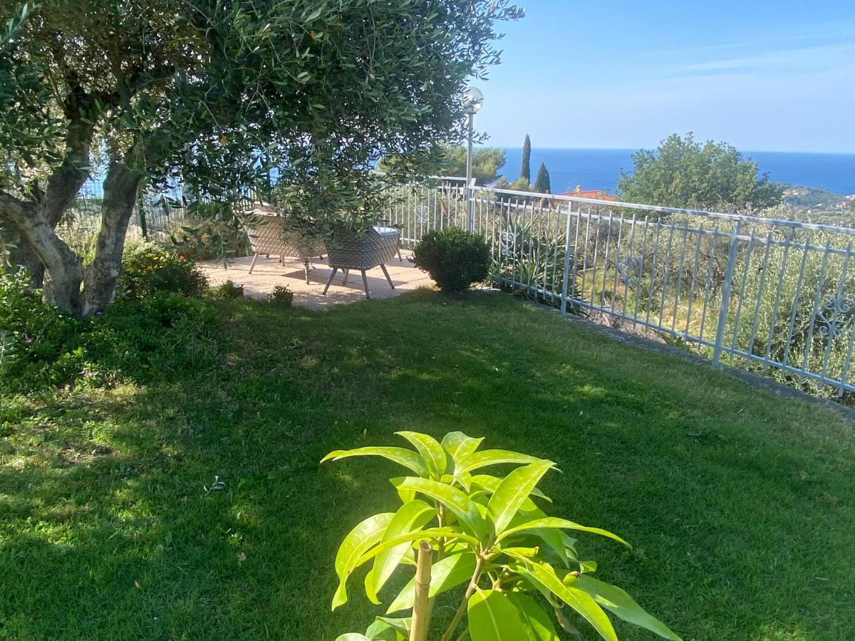 Willa Casa Vista Mare - Superb Garden And Parking Included Imperia Zewnętrze zdjęcie