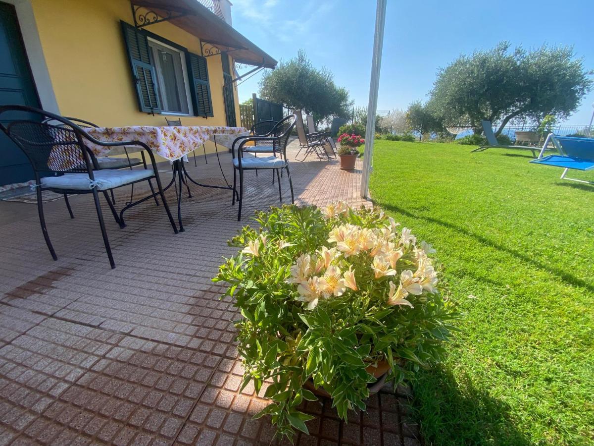 Willa Casa Vista Mare - Superb Garden And Parking Included Imperia Zewnętrze zdjęcie